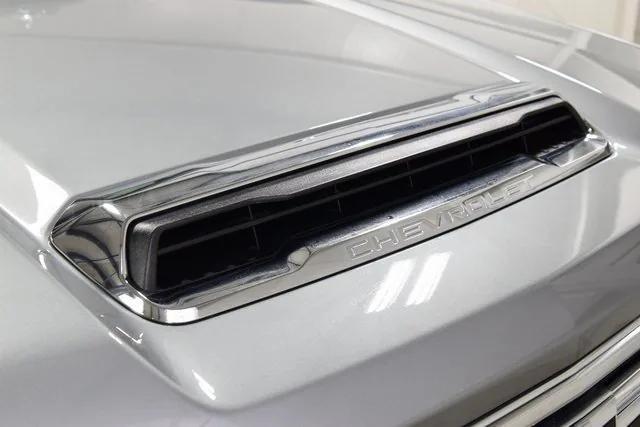 new 2025 Chevrolet Silverado 3500 car, priced at $85,112