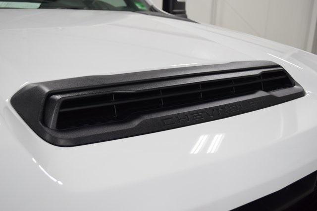 new 2025 Chevrolet Silverado 3500 car, priced at $63,618