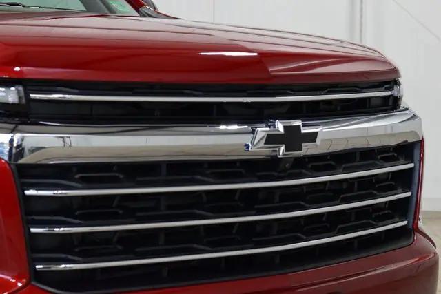 new 2026 Chevrolet Traverse car, priced at $43,475