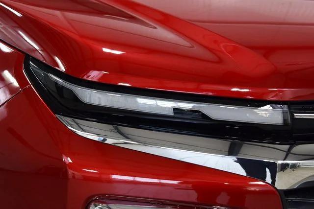 new 2026 Chevrolet Traverse car, priced at $43,475
