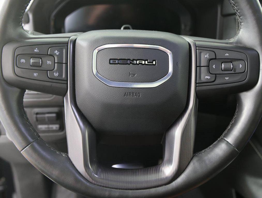 used 2024 GMC Yukon XL car, priced at $82,999