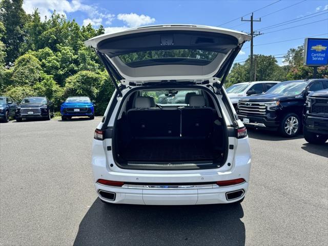 used 2022 Jeep Grand Cherokee car, priced at $36,999