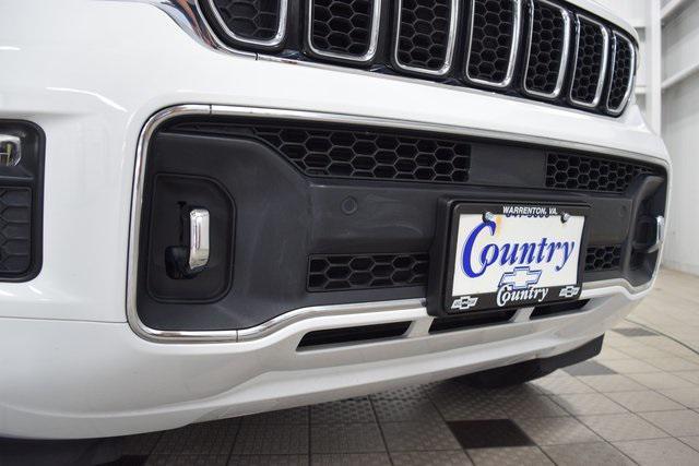 used 2022 Jeep Grand Cherokee car, priced at $35,500