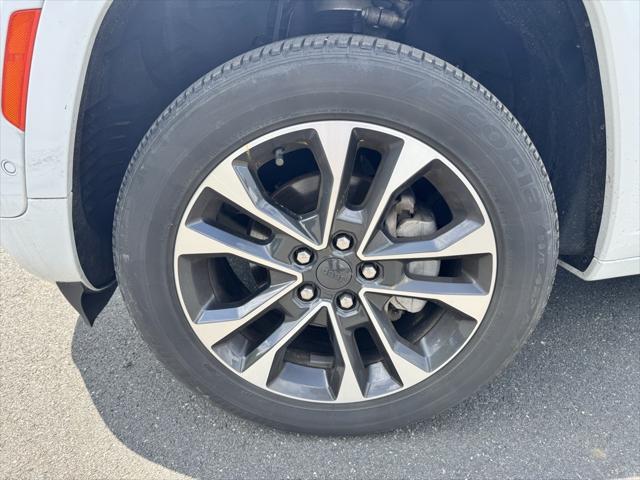 used 2022 Jeep Grand Cherokee car, priced at $36,999