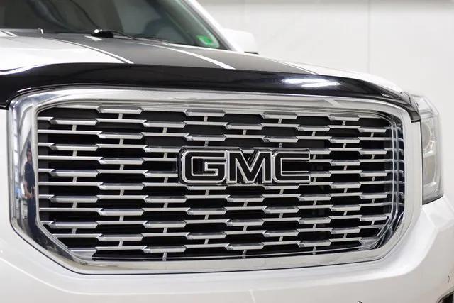 used 2018 GMC Yukon car, priced at $28,500