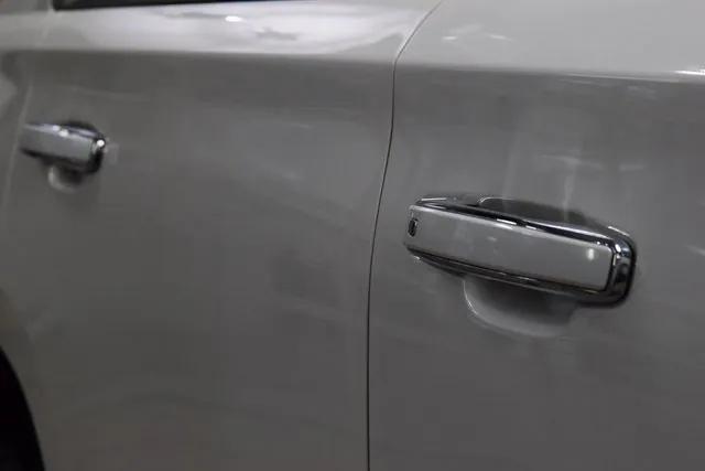 used 2018 GMC Yukon car, priced at $28,500