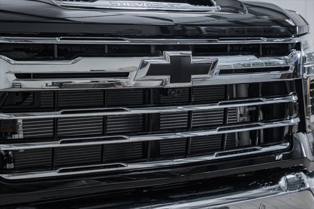 new 2025 Chevrolet Silverado 3500 car, priced at $88,130