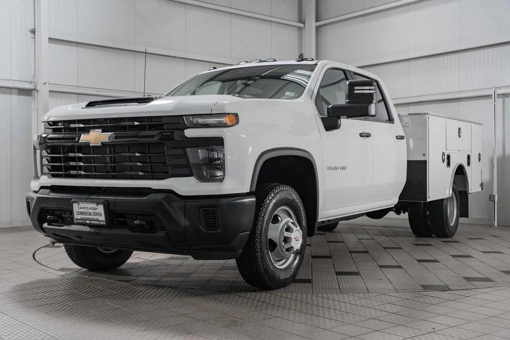 new 2025 Chevrolet Silverado 3500 car, priced at $69,543