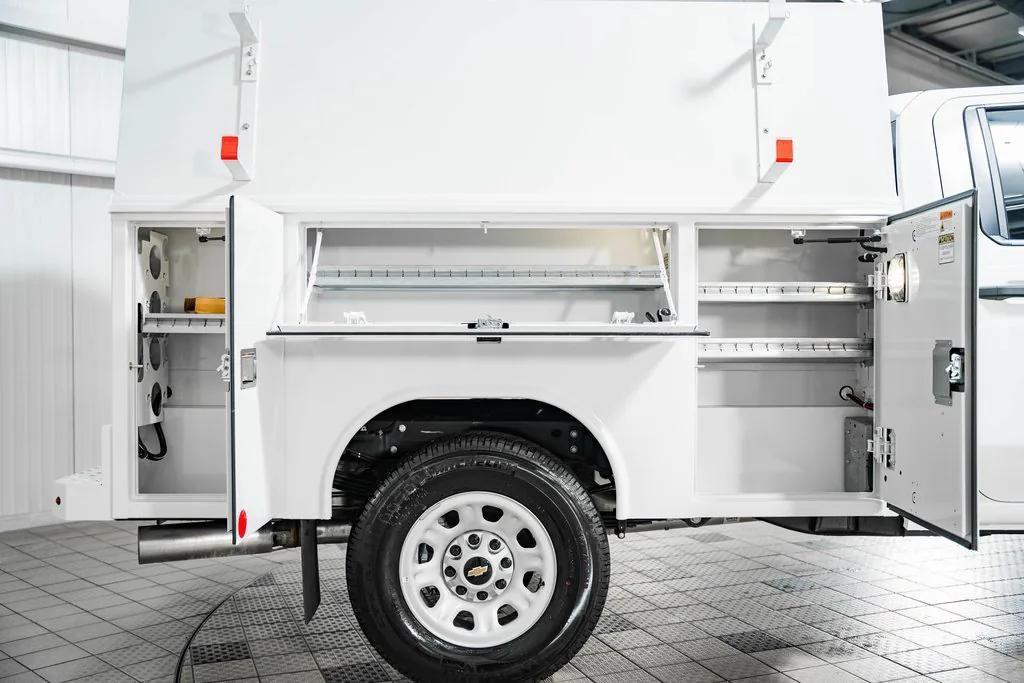 new 2024 Chevrolet Silverado 3500 car, priced at $83,918