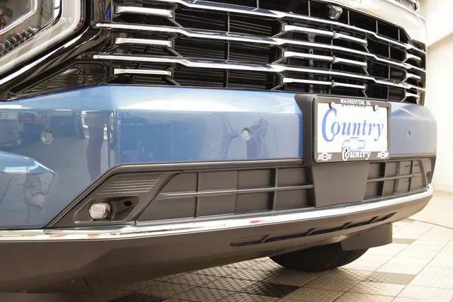 new 2025 Chevrolet Suburban car, priced at $77,773