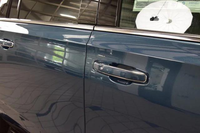 new 2025 Chevrolet Suburban car, priced at $77,773