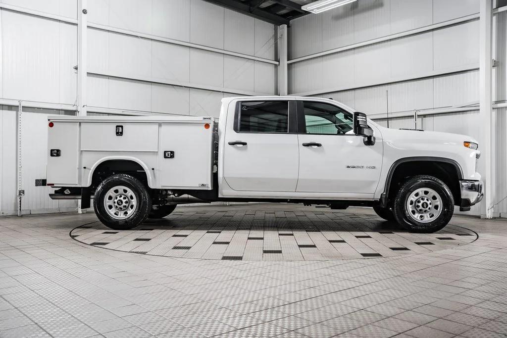 new 2024 Chevrolet Silverado 3500 car, priced at $70,378