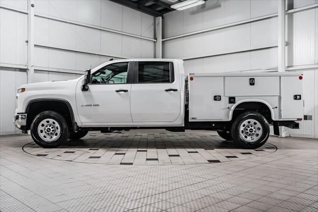 new 2024 Chevrolet Silverado 3500 car, priced at $54,728