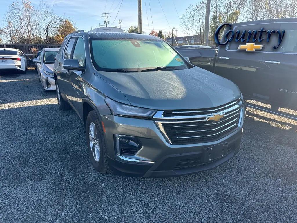 used 2023 Chevrolet Traverse car, priced at $30,999