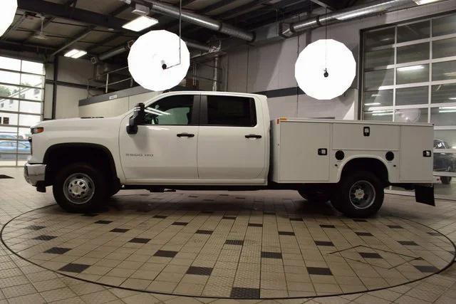 new 2025 Chevrolet Silverado 3500 car, priced at $74,388