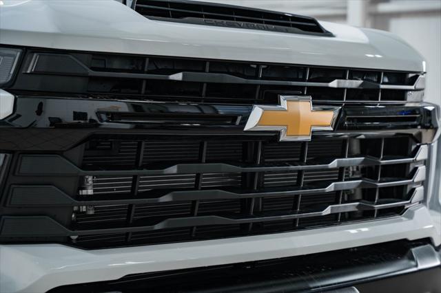 new 2025 Chevrolet Silverado 3500 car, priced at $61,378