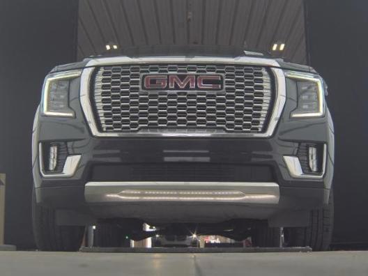 used 2023 GMC Yukon XL car, priced at $61,500