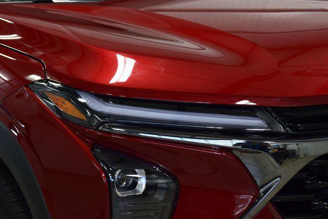new 2025 Chevrolet Trax car, priced at $27,850