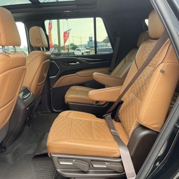 used 2022 Cadillac Escalade car, priced at $72,999