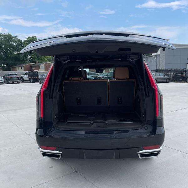 used 2022 Cadillac Escalade car, priced at $72,999