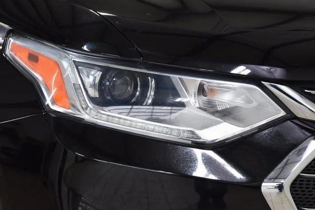 used 2021 Chevrolet Traverse car, priced at $25,999