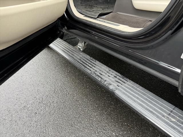 used 2020 Lincoln Navigator car, priced at $35,999