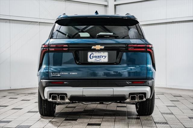 new 2025 Chevrolet Traverse car, priced at $49,430