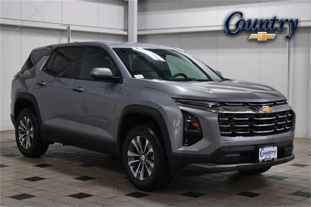 new 2026 Chevrolet Equinox car, priced at $31,828
