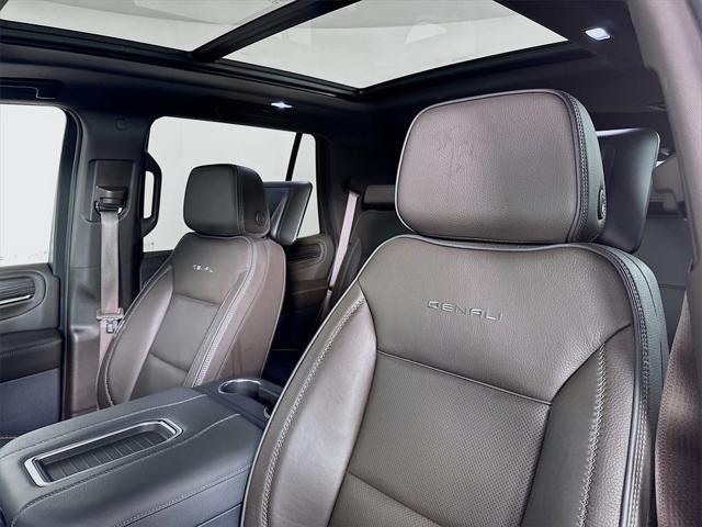 used 2023 GMC Yukon car, priced at $65,999
