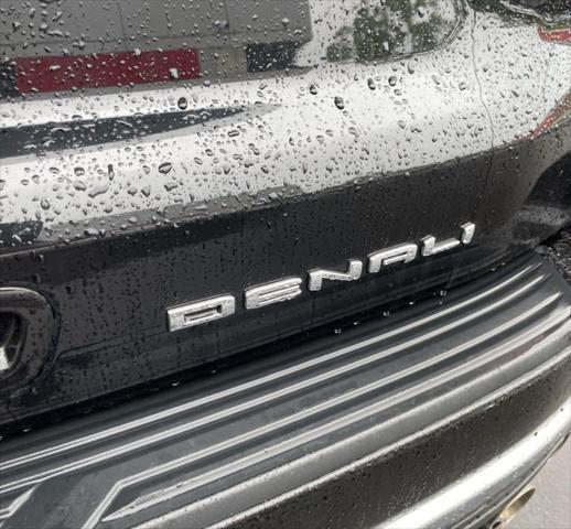 used 2021 GMC Yukon car, priced at $59,999