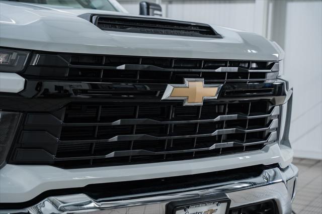 new 2025 Chevrolet Silverado 3500 car, priced at $49,043