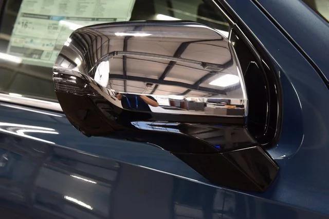 new 2025 Chevrolet Suburban car, priced at $85,677