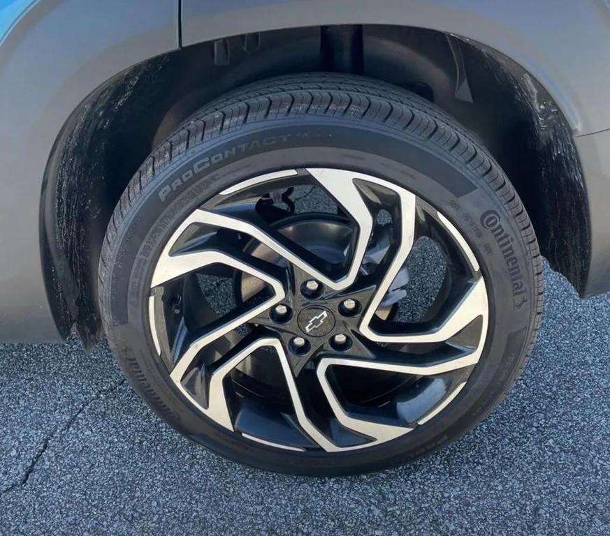 used 2025 Chevrolet TrailBlazer car, priced at $27,999