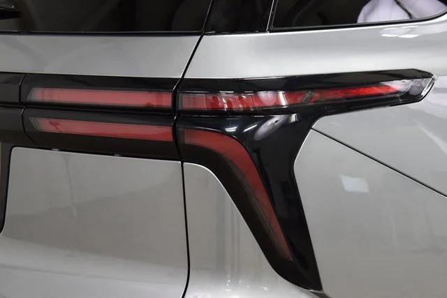 new 2026 Chevrolet Traverse car, priced at $44,079