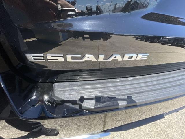 used 2023 Cadillac Escalade ESV car, priced at $66,999
