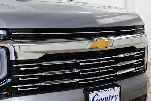 new 2025 Chevrolet Suburban car, priced at $85,677