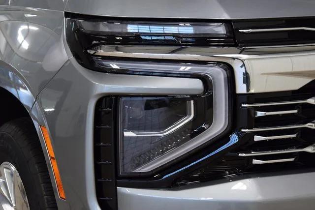 new 2025 Chevrolet Suburban car, priced at $85,677