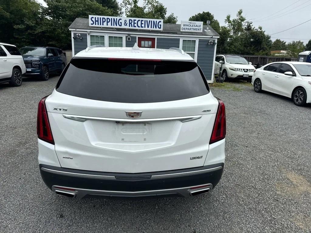 used 2022 Cadillac XT5 car, priced at $31,999