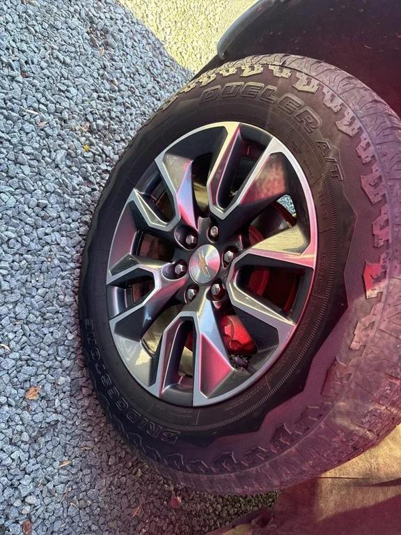 used 2024 Chevrolet Silverado 1500 car, priced at $37,999