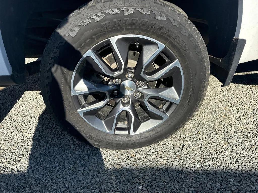 used 2024 Chevrolet Silverado 1500 car, priced at $37,999