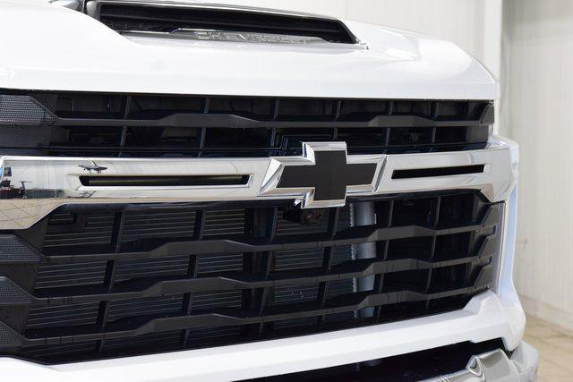 new 2025 Chevrolet Silverado 2500 car, priced at $61,091