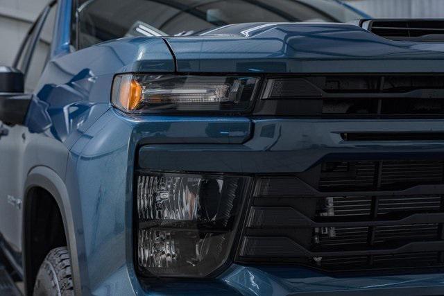 new 2025 Chevrolet Silverado 2500 car, priced at $70,535