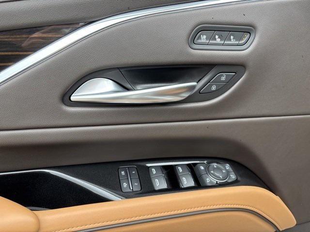 used 2023 Cadillac Escalade car, priced at $78,999
