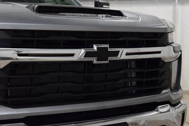 new 2026 Chevrolet Silverado 3500 car, priced at $67,236