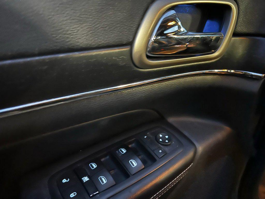 used 2015 Jeep Grand Cherokee car, priced at $14,999