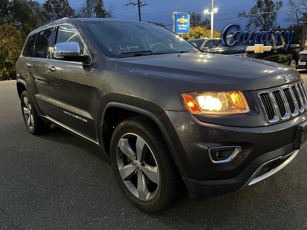 used 2015 Jeep Grand Cherokee car, priced at $14,999