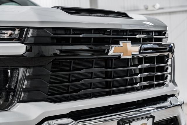 new 2025 Chevrolet Silverado 3500 car, priced at $52,143