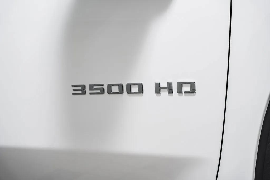 new 2025 Chevrolet Silverado 3500 car, priced at $67,043