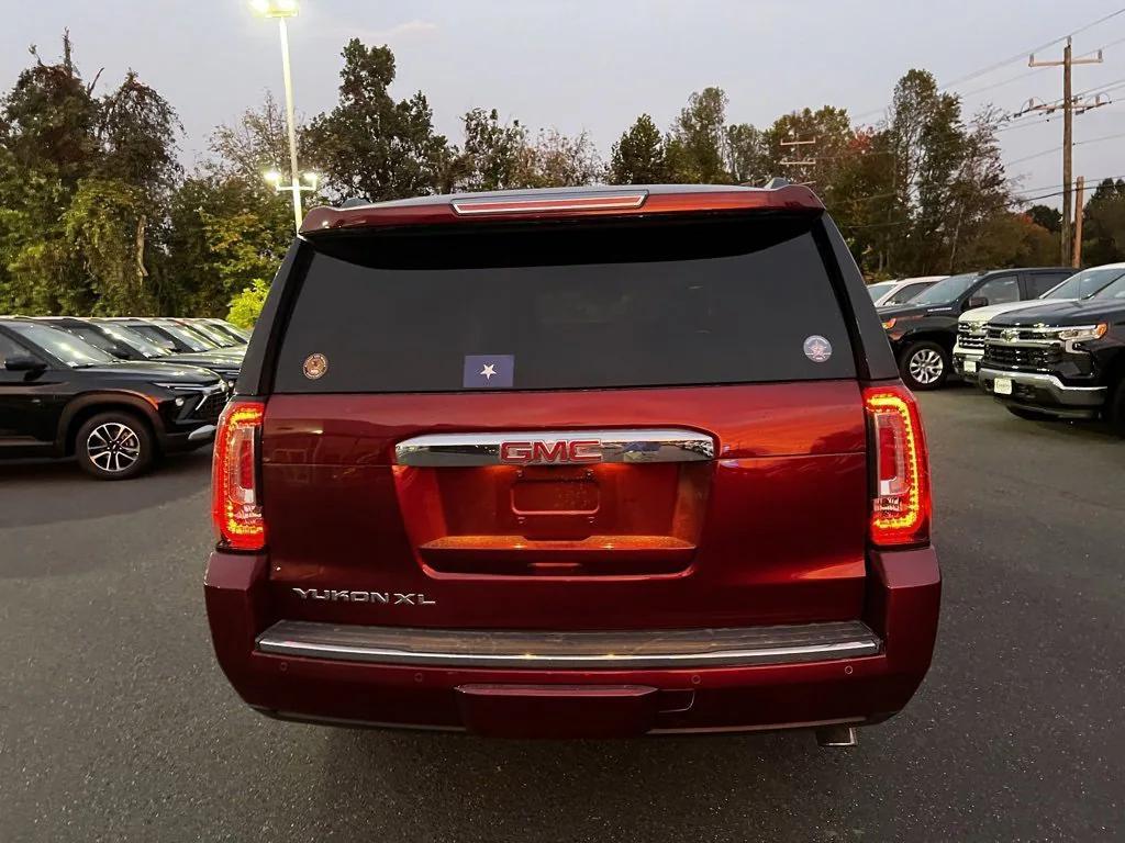used 2016 GMC Yukon XL car, priced at $25,999