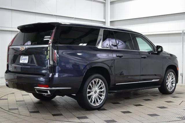 used 2022 Cadillac Escalade ESV car, priced at $62,777